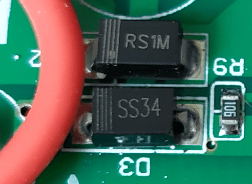Защитные диоды на плате PCB.