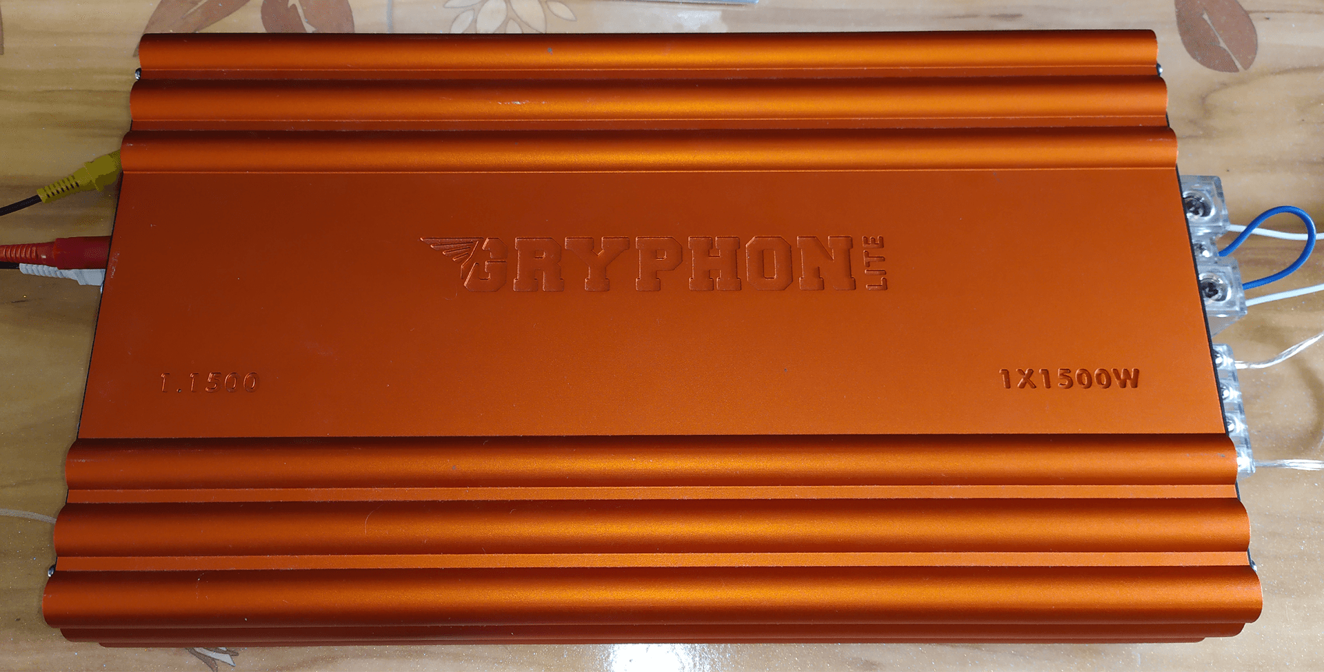 Усилитель DL Audio Gryphon Lite 1.1500. Внешний вид.