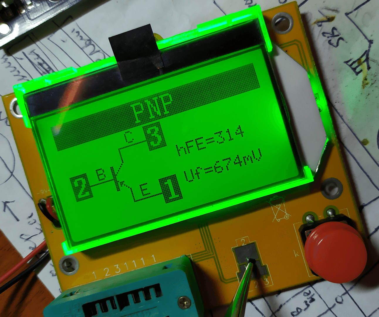 Результат проверки транзистора MMBT4403.