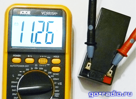Измерение напряжения на аккумуляторной батарее 12V